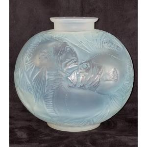 René Lalique Vase Poissons Opalescent à Patine Bleue Art Déco 1921 