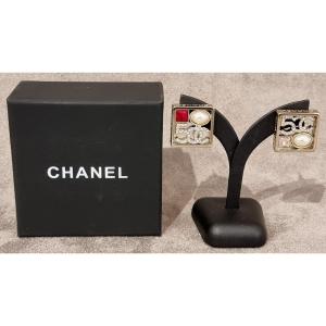 Chanel Paire De Boucles d'Oreilles Cristal Couleur