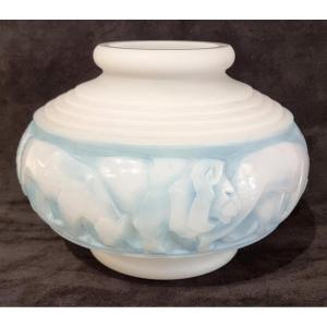 Pierre d'Avesn Vase Lions Lionnes Art Déco 1930 Verre Blanc  à Patine Bleue