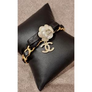 Chanel Bracelet  Camélia  Doré Cuir & Cristal 