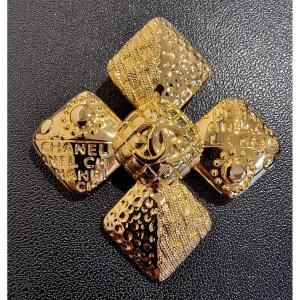 CHANEL BROCHE Dorée 