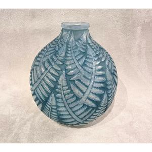 René LALIQUE VASE ESPALLION Art Déco 1927 verre opalescent patiné bleu