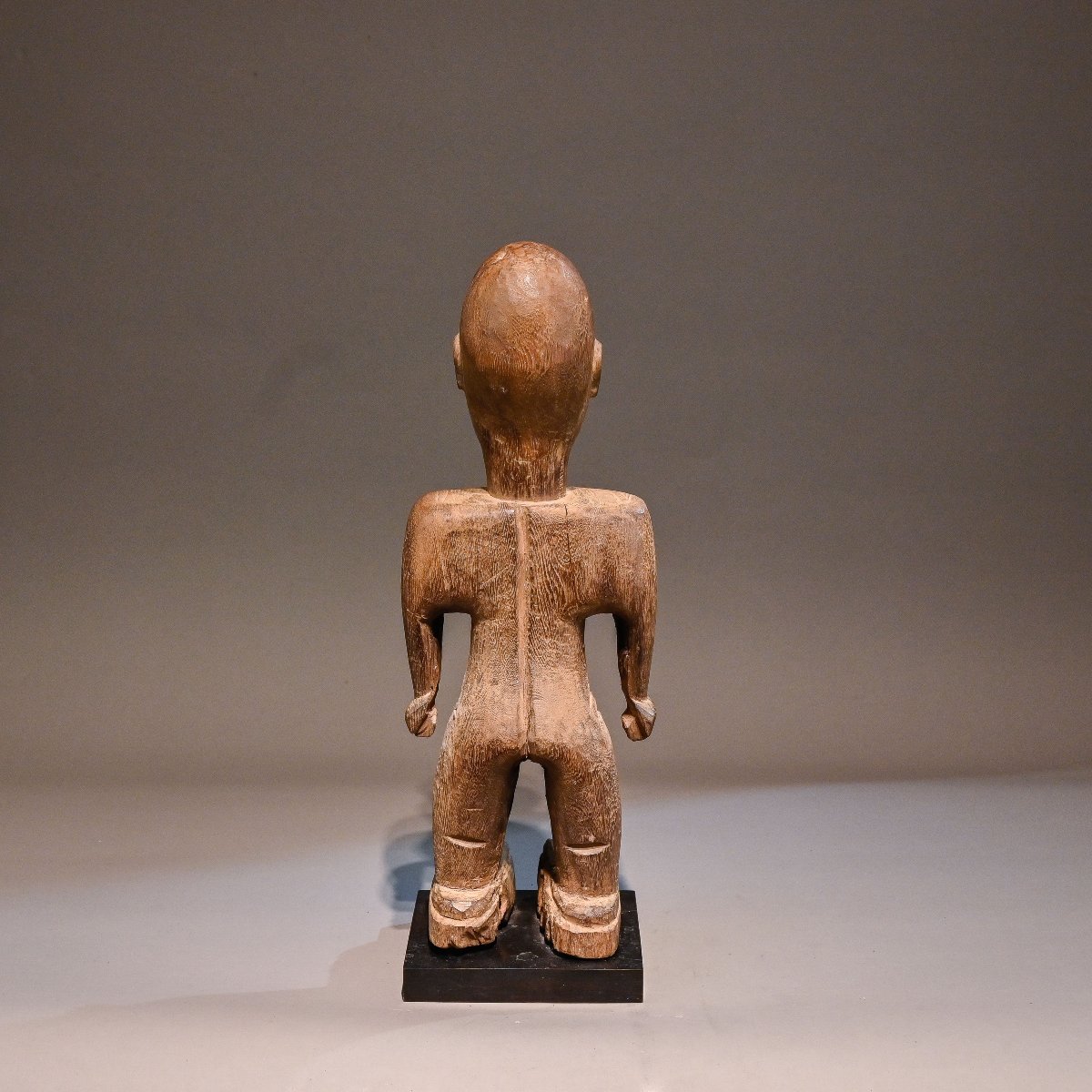 Statue Ewe-photo-1