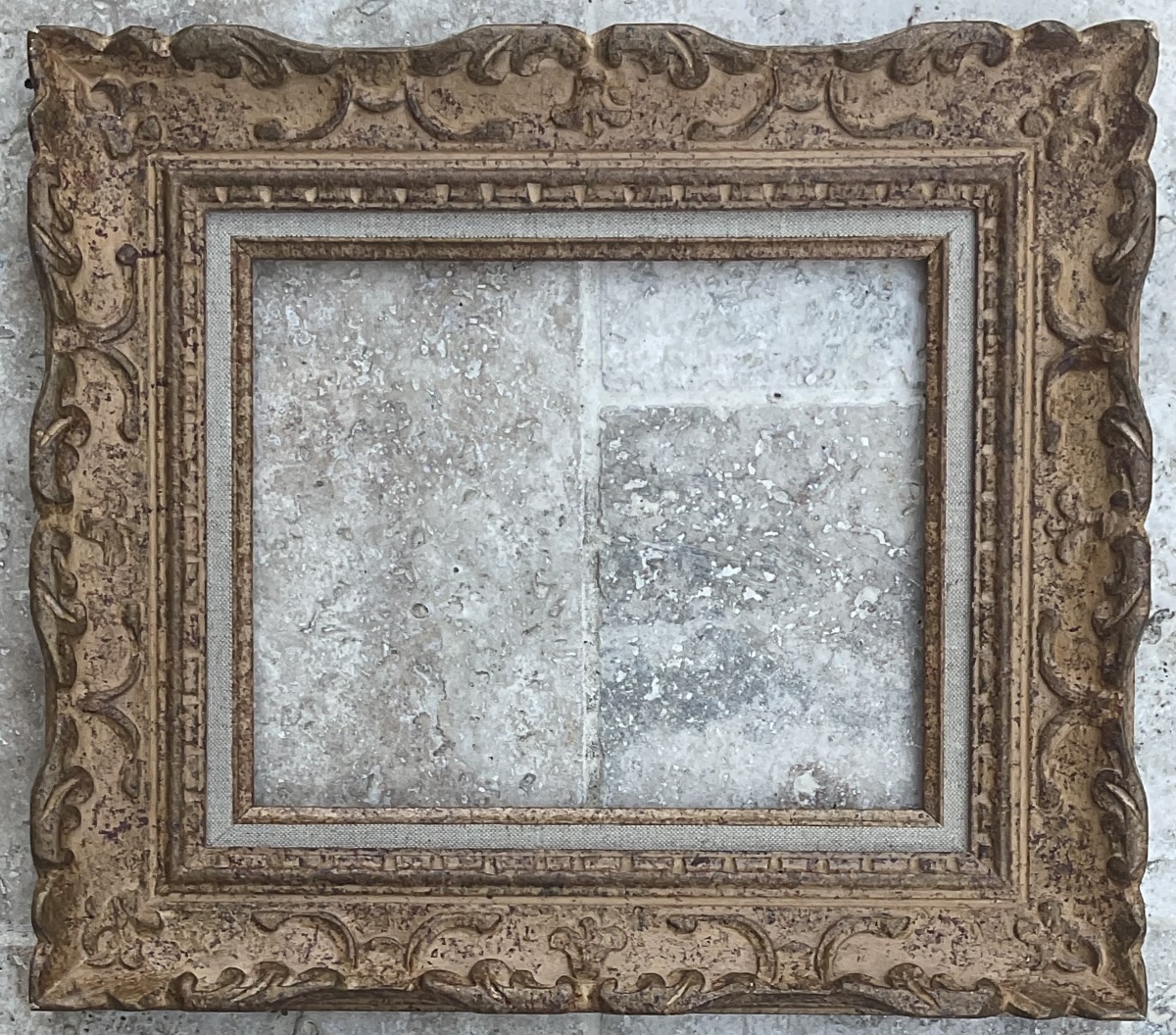 Cadre Montparnasse Style Louis XIV DIM 3F :  22 x 27 cm 