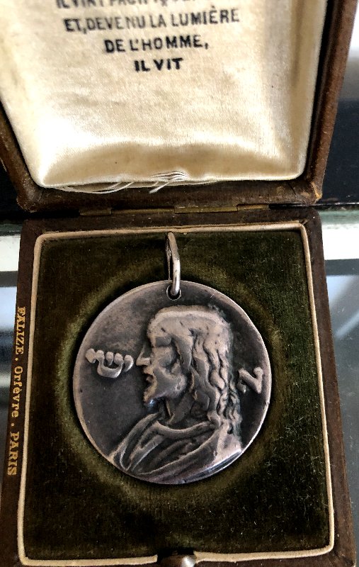 Médaille  en Argent du Christ aux Hebreux du joaillier Lucien Falize XIX-photo-3