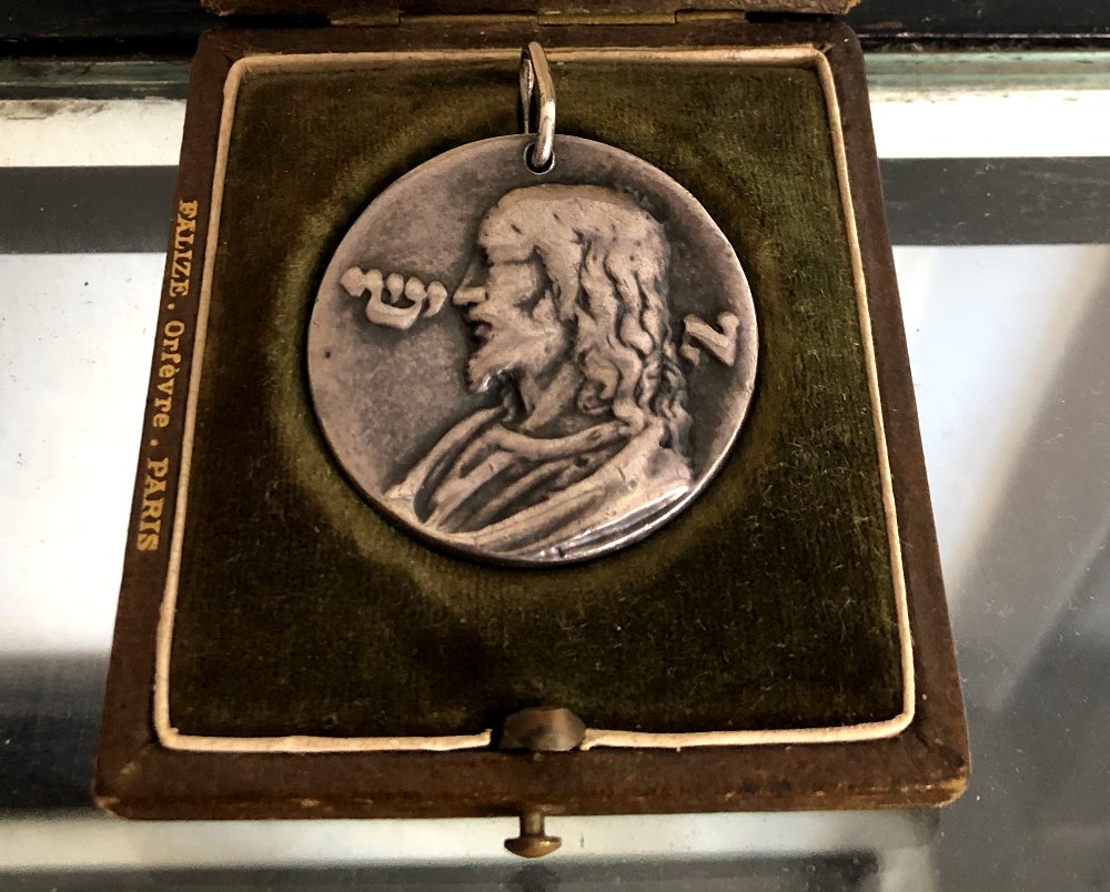 Médaille  en Argent du Christ aux Hebreux du joaillier Lucien Falize XIX-photo-4
