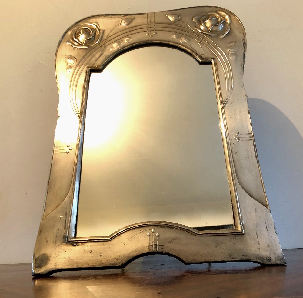 Miroir d'après la Rose de Charles Rennie Mackintosh, époque Art Nouveau Sécession