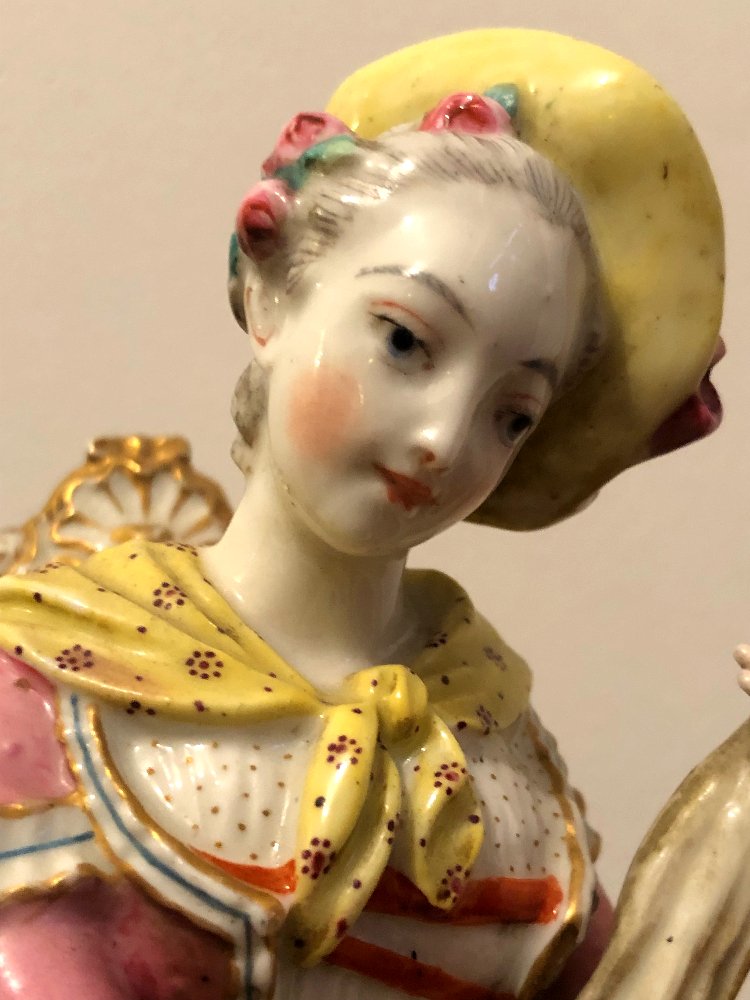Femmes au salon début XIX Porcelaine de Meissen -photo-5