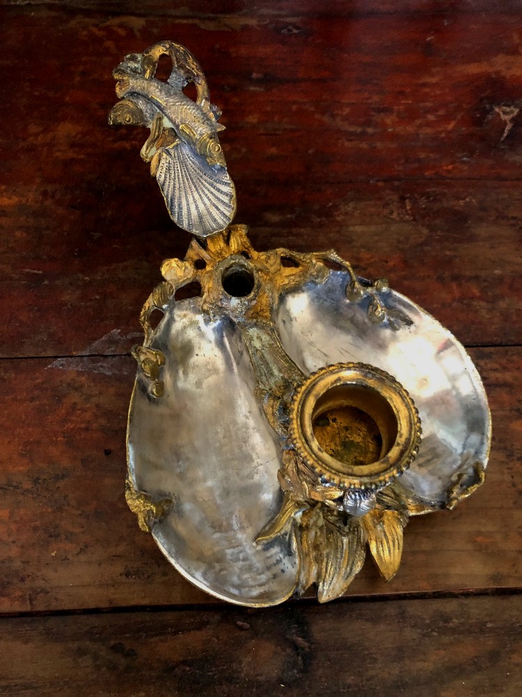 Bougeoir Art Nouveau en bronze argenté