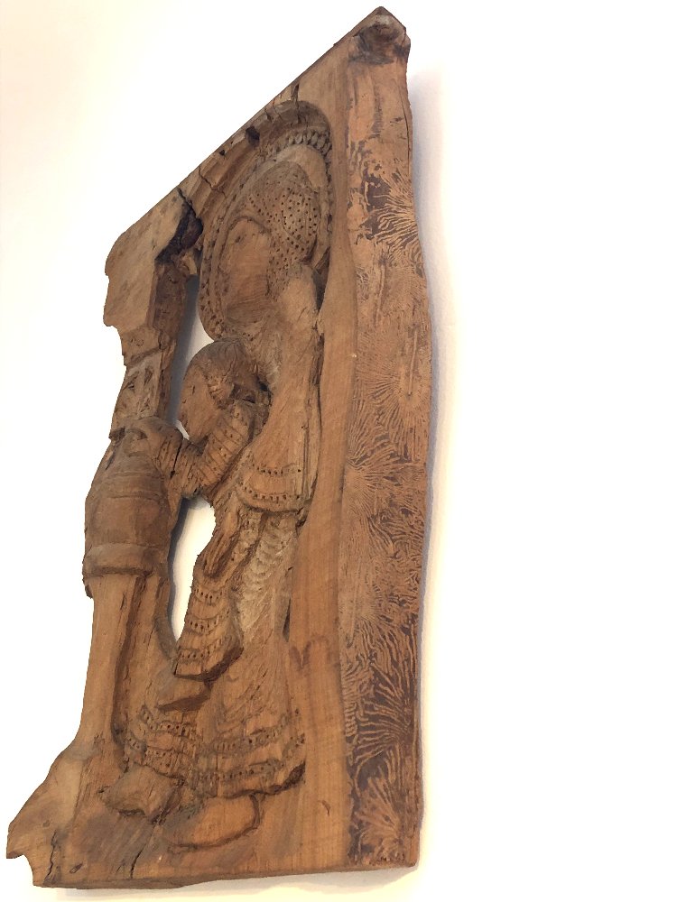 20th Century Basque-béarnaise Wood Sculpture, The Adoration Of The Magi, From St. Lazarus Cathedral, Autun -photo-4