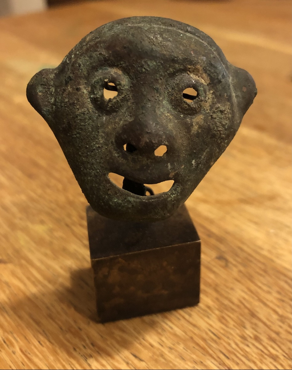 Bronze Monkey Belt Buckle, China, 1100-800 Bc-photo-1