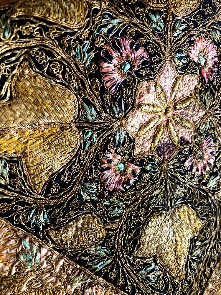 Pair Of Perso-indian Gilt- Embroidered Textile Panels, Early XXth Century-photo-4