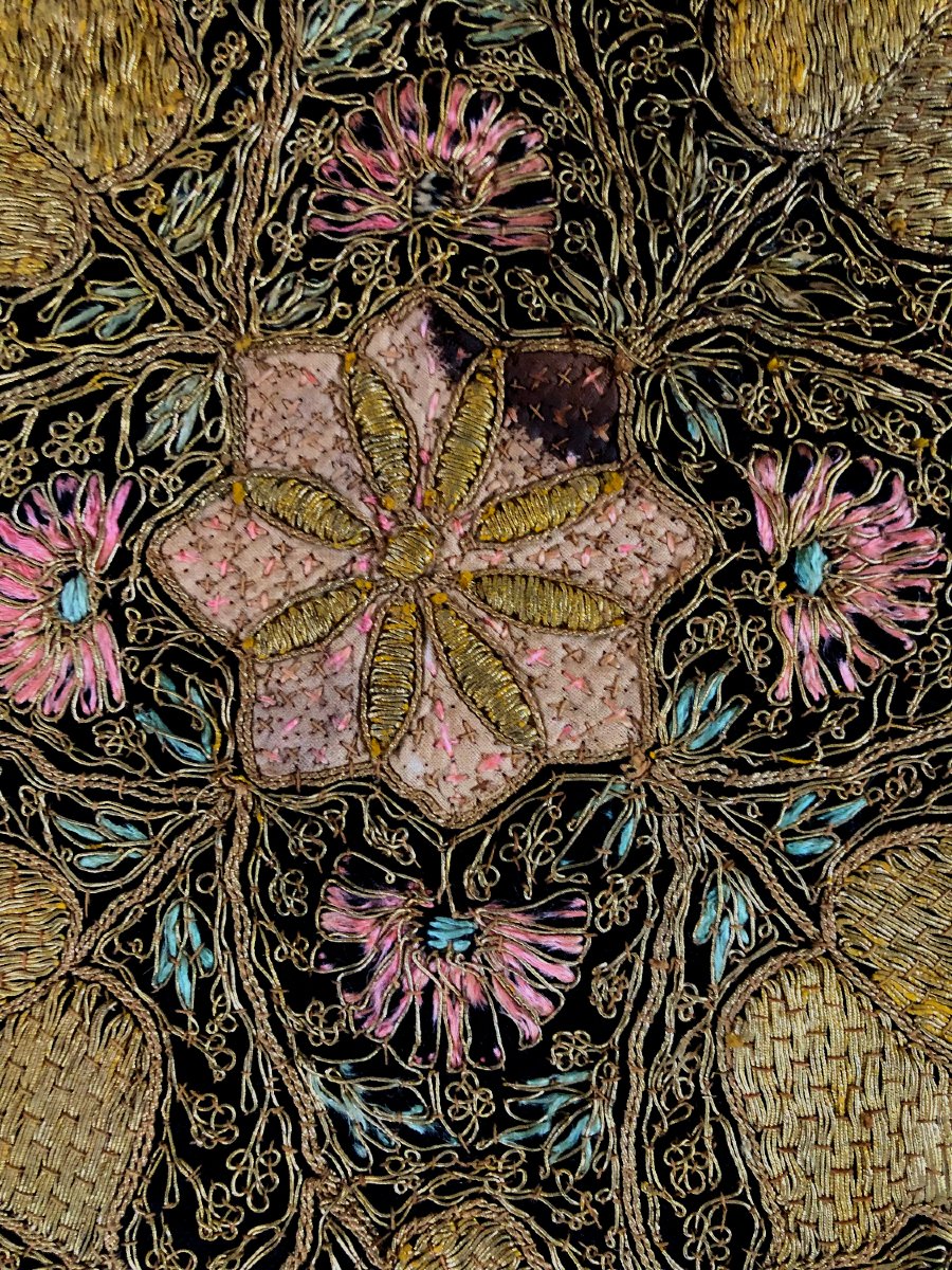 Pair Of Perso-indian Gilt- Embroidered Textile Panels, Early XXth Century-photo-2