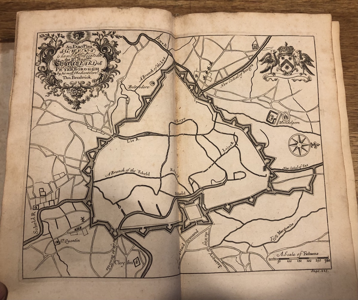 Histoire Complète de la Récente Guerre  aux Pays Bas, 1713 de Thomas Brodrick en Deux Volumes-photo-3