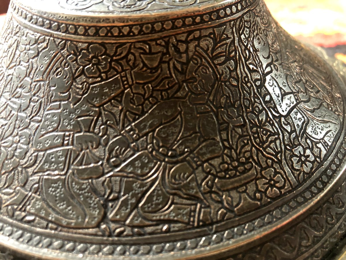 Boîte à douceurs Qadjar XIX Perse