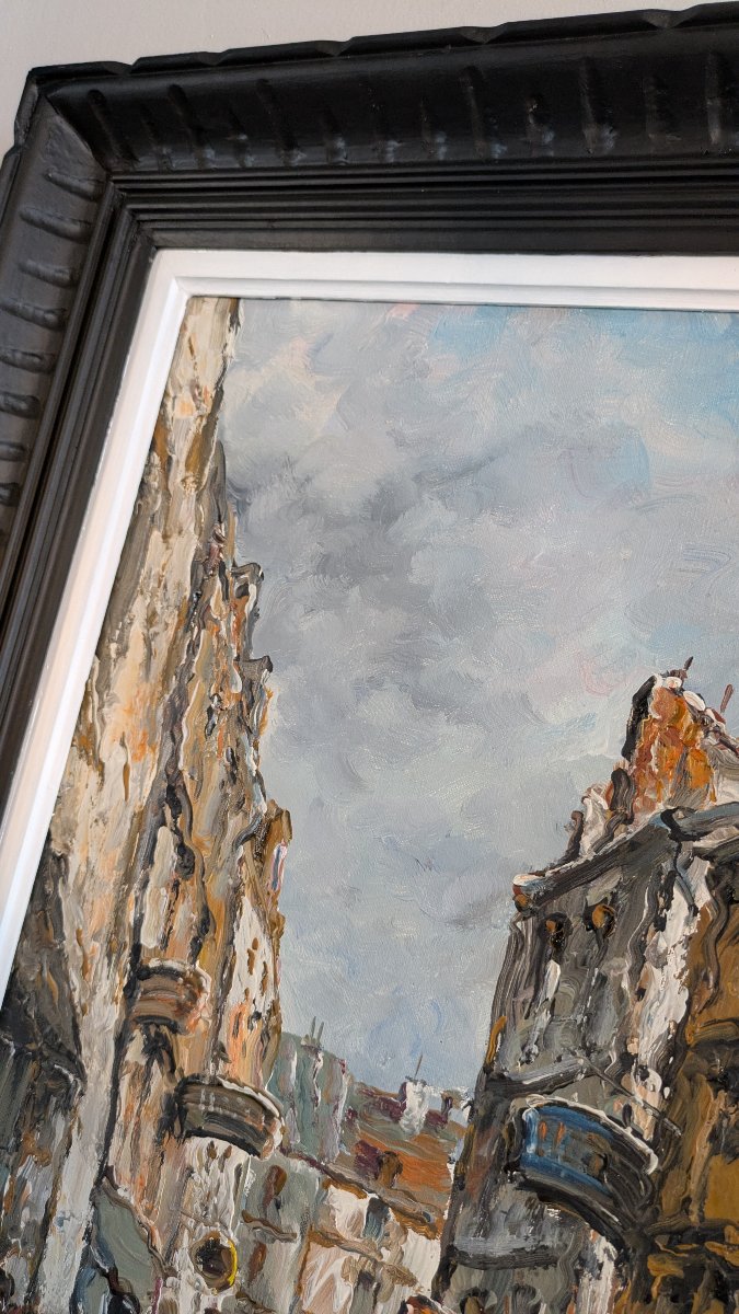 Raymond Besse (1899–1969) Rue Quincampois — Série « Vieux Paris » Huile sur toile — Signée en b-photo-1