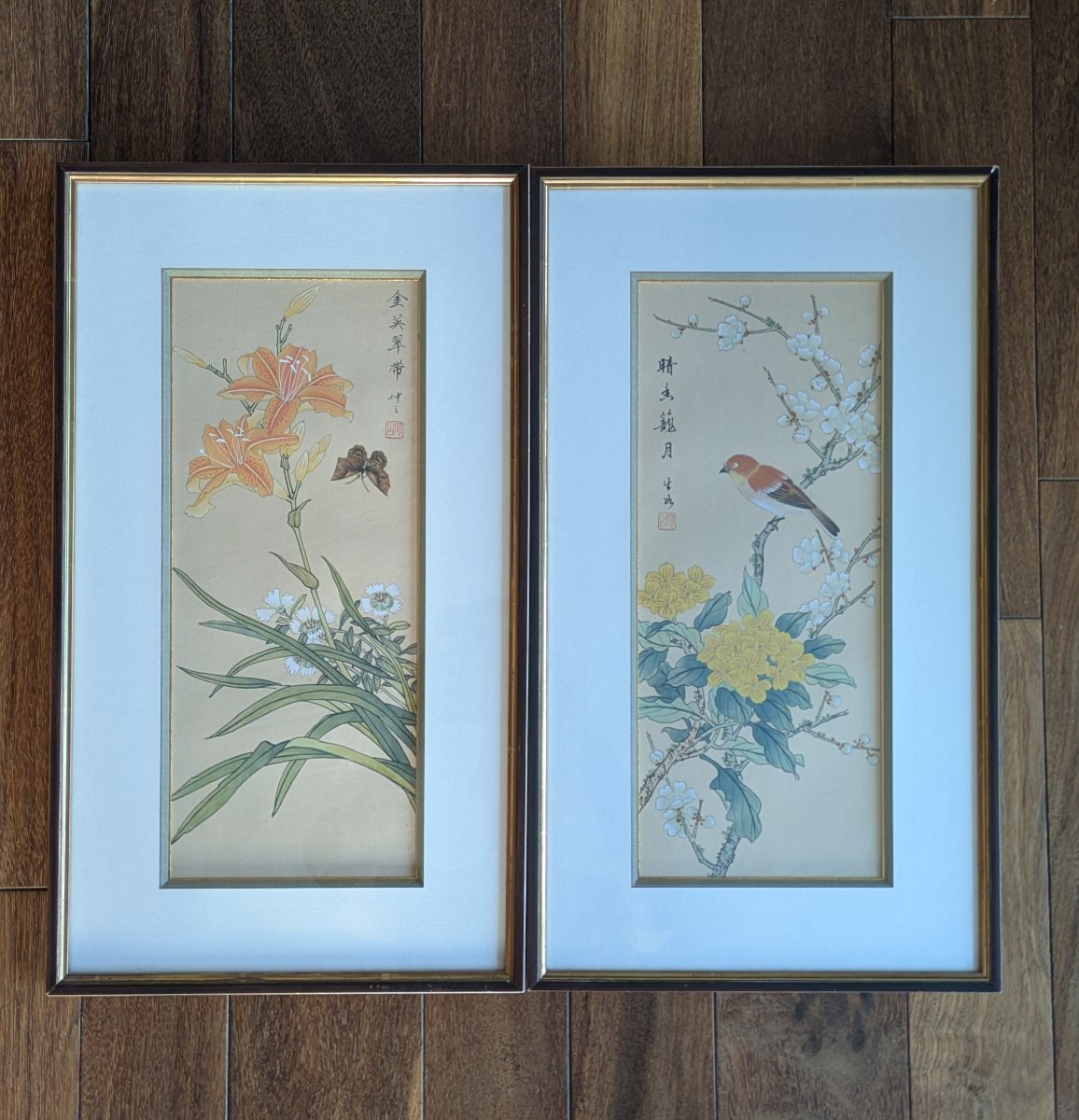 Paire de peintures chinoises sur soie "fleurs et oiseaux", style gongbi, XXe s.-photo-2