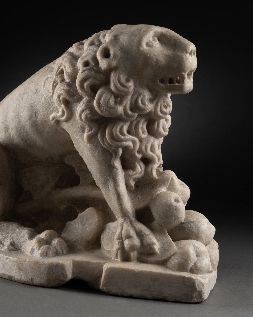 Lion, Element Of Recumbent Marble - France XIVth Century-photo-1