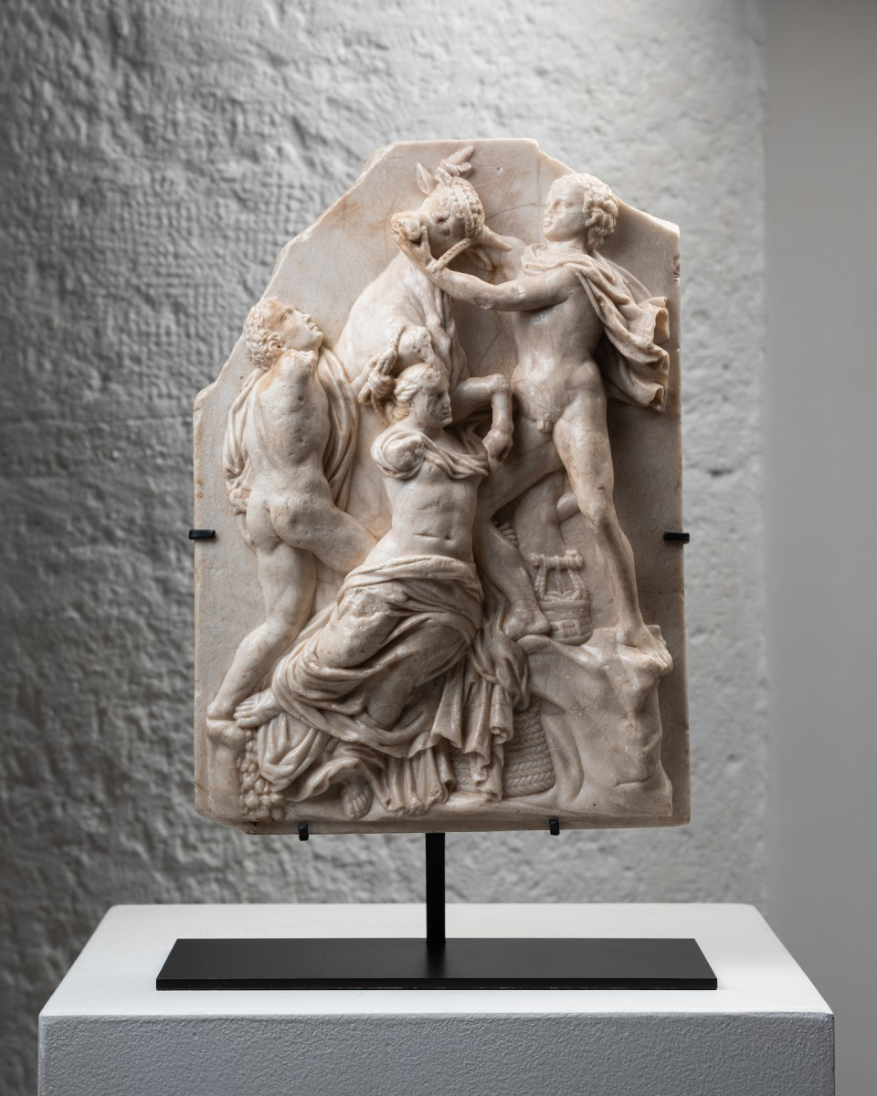 Bas relief représentant le Taureau Farnèse – Italie – XVIeme siècle