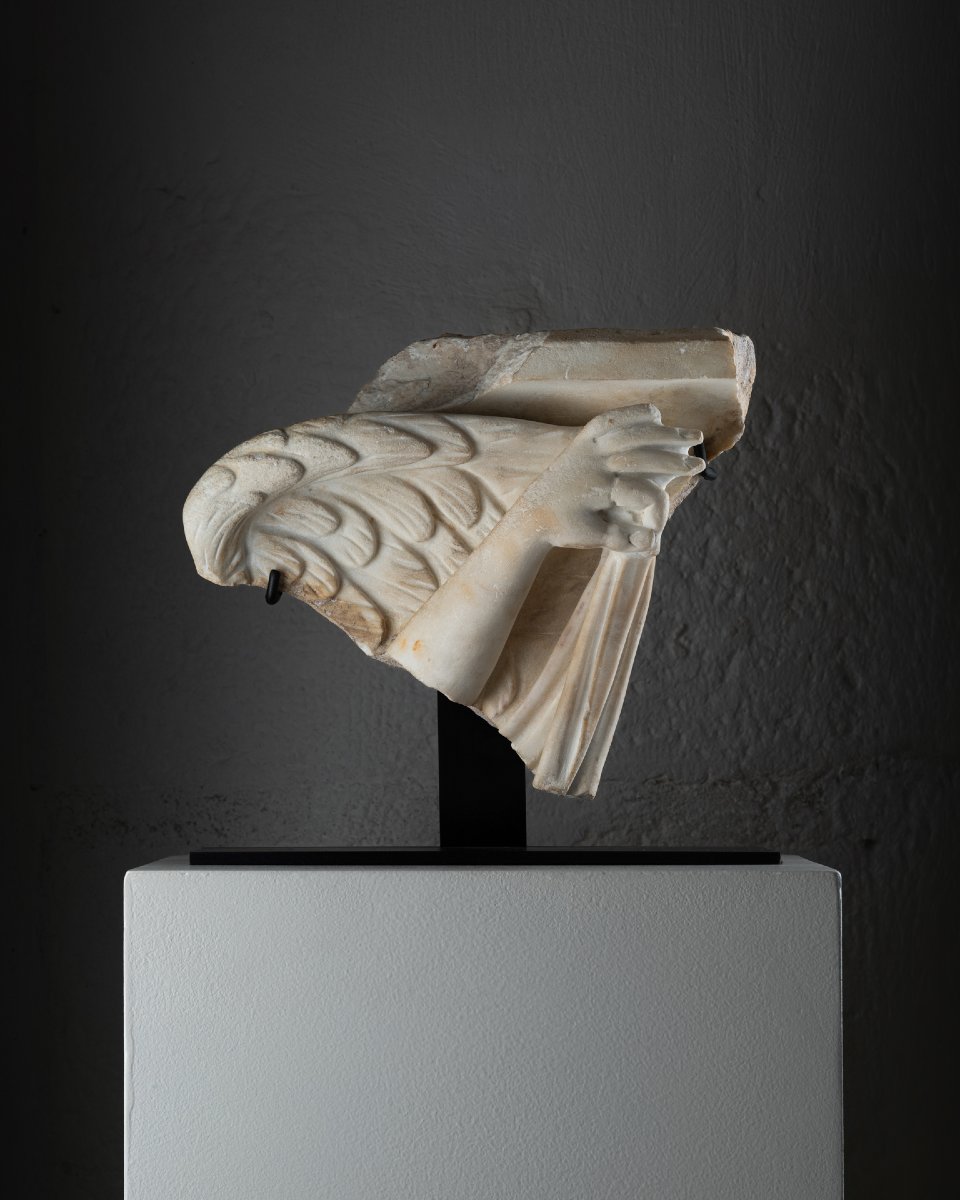 Fragment de relief représentant Nikè – Empire Romain – IIIe siècle