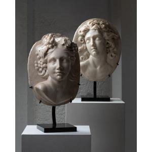 Pair Of Marble Medallions – Northern Italy – 17th Century