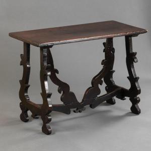 Walnut Table - Lombardy - Late 16th Century