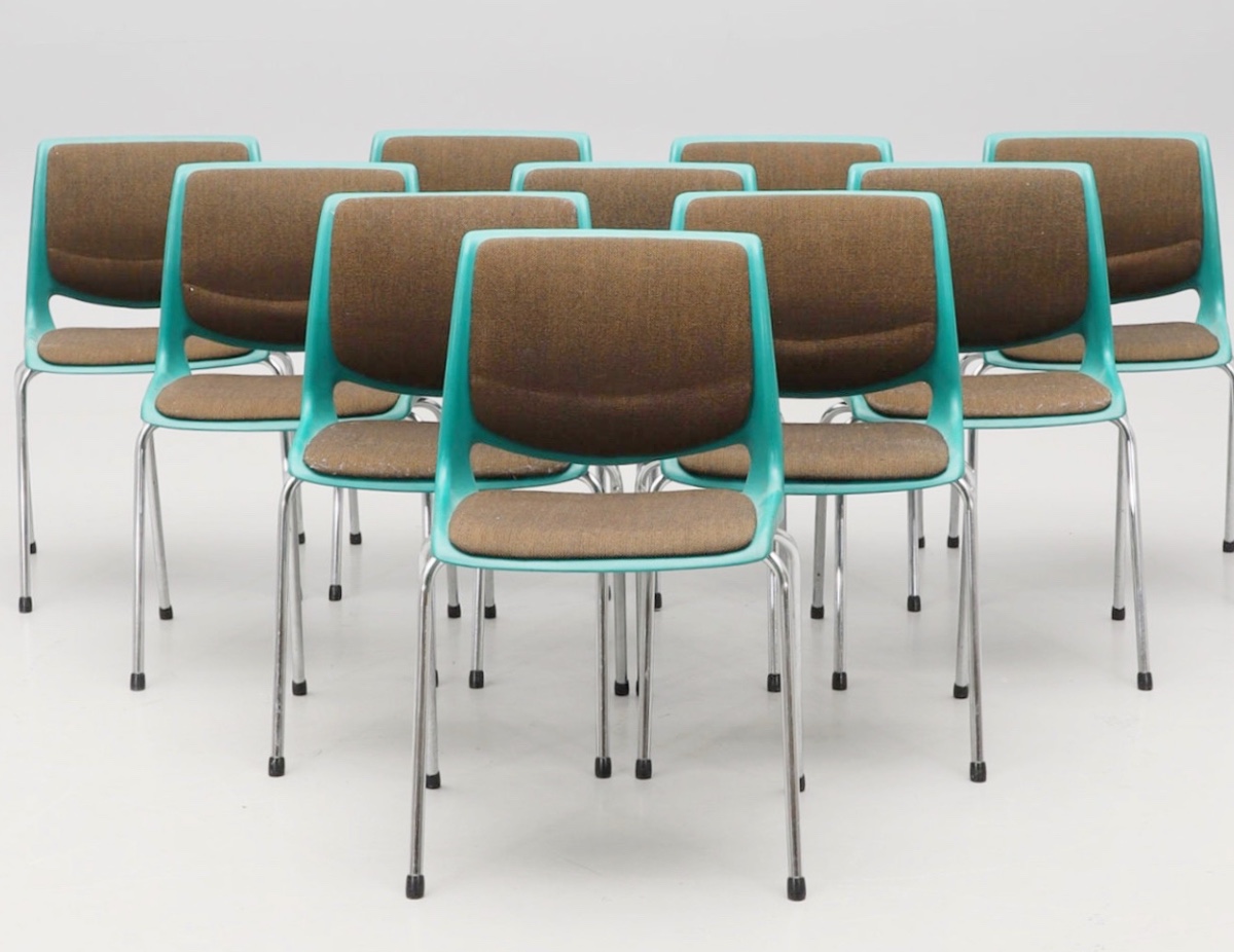 Set Of 10 Scandinavian Chairs By Bendt Winge
