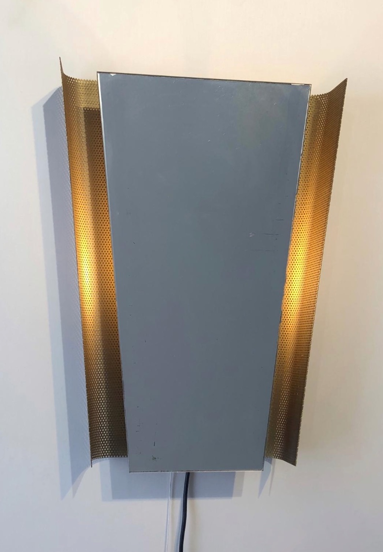 Miroir mural rétro-éclairé de Floris H. Fidelij