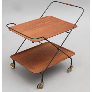 Desserte scandinave à roulettes des années 60.