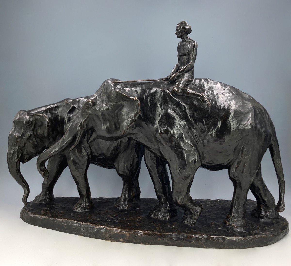 Elephants And Their Mahout - Bronze Sculpture By Albert Hager (1857 - 1940)