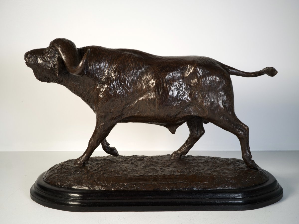 La charge du buffle - Sculpture en bronze de Josechu Lalanda (1939-2015)-photo-2