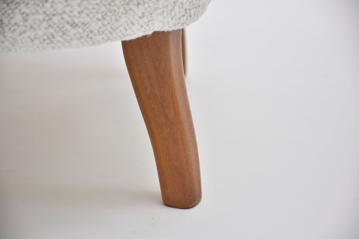 Paire de fauteuils « Farmor » du XXe siècle, créés par Carl Malmsten, en tissu bouclé Dedar -photo-6