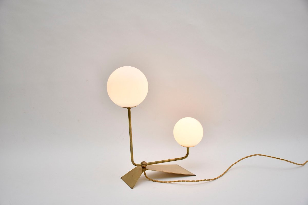 Lampe de table/bureau scandinave en laiton et verre du milieu du siècle-photo-2