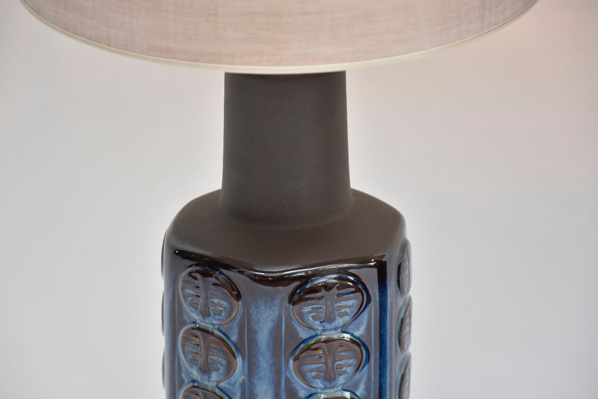  Une paire de lampes de table danoises en céramique bleue du milieu du siècle, signée-photo-4