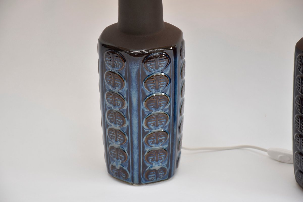 Une paire de lampes de table danoises en céramique bleue du milieu du siècle, signée-photo-1