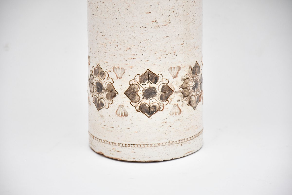 Grande paire de lampes de table en céramique blanche du milieu du siècle, signées Bitossi-photo-1
