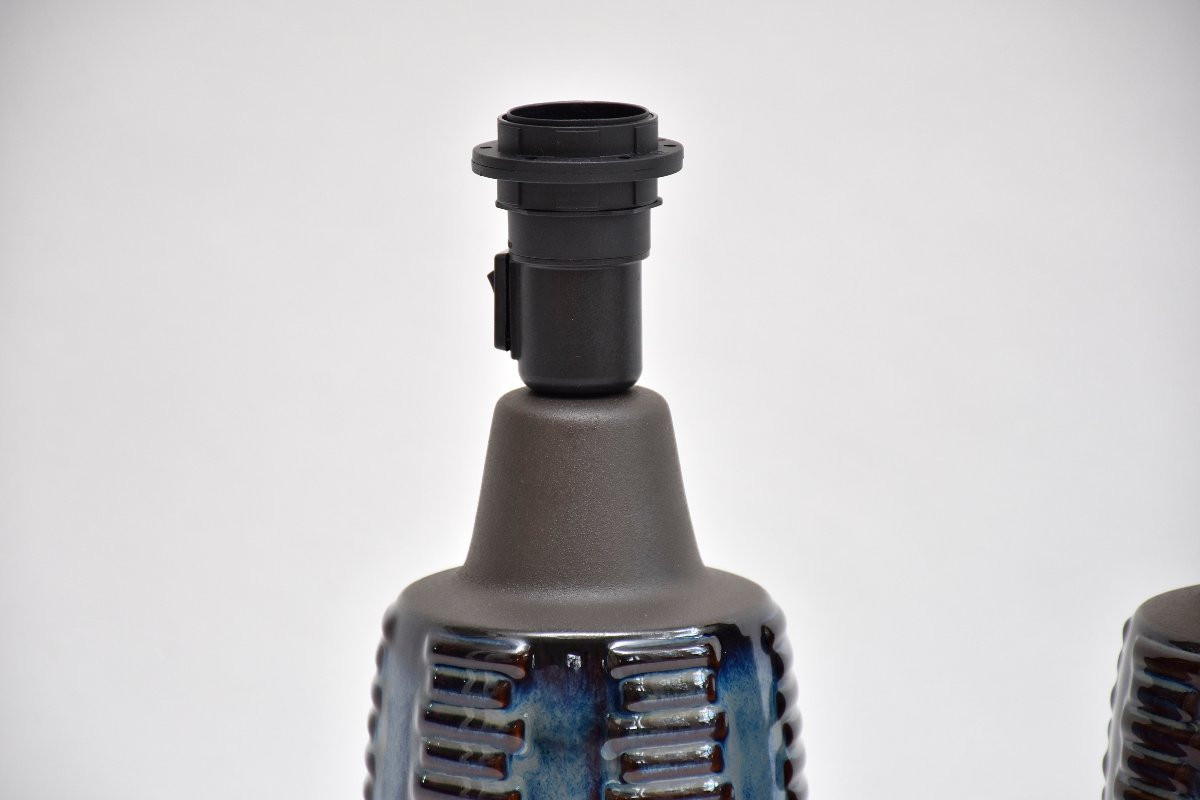 Paire de lampes de table en céramique bleue du milieu du siècle, signées Einar Johansen-photo-1