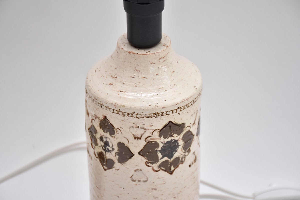 Pair Of Mid-century Ceramic White Table Lamps, Signed-photo-1