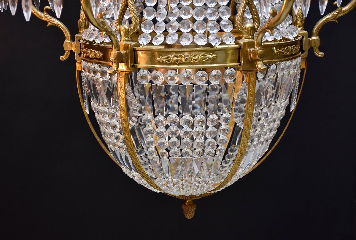 Une paire de lustres en cristal et bronze, de style Empire, vers 1910-photo-5