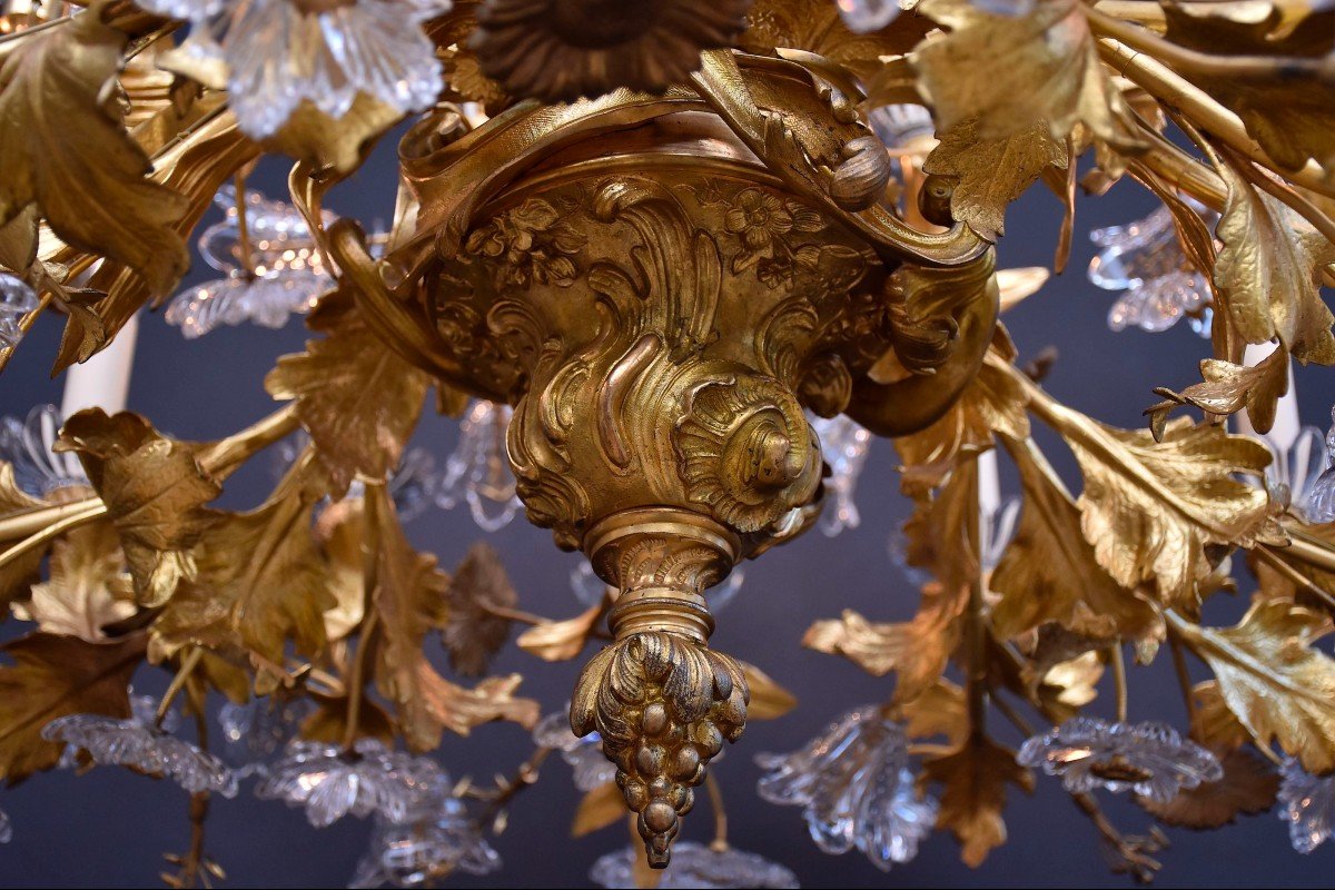 Large Floral Chandelier In Gilt Bronze-photo-1