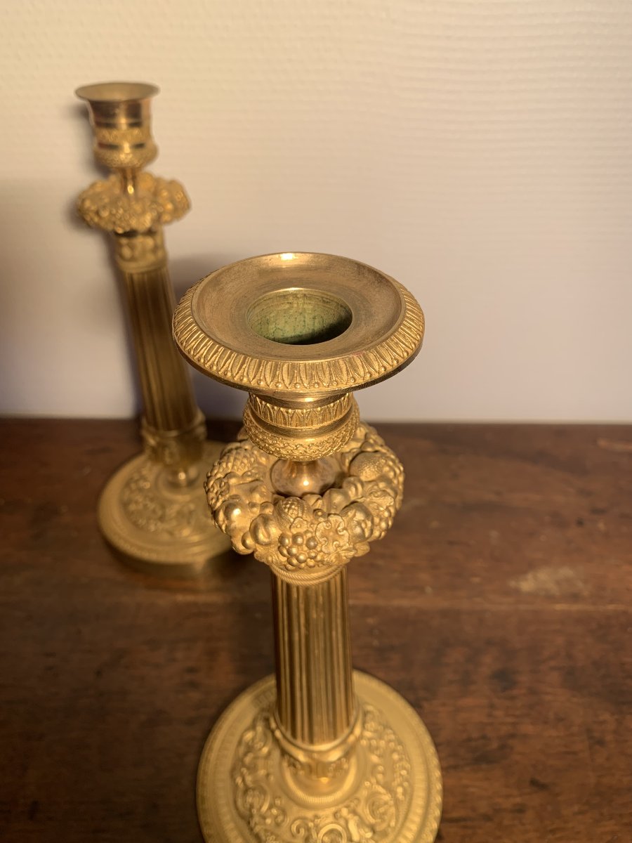 Pair Of Gilded Bronze Empire-style Flower And Fruit Candlesticks-photo-3