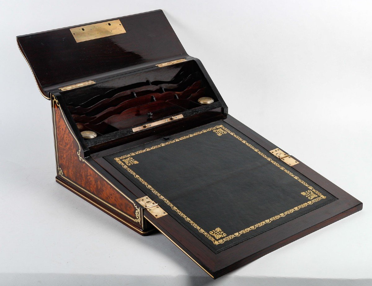 Tahan à Paris (1844-1882)-  Coffret-ecritoire En Bois Précieux Marqueté De Laiton Doré, 1860-photo-4