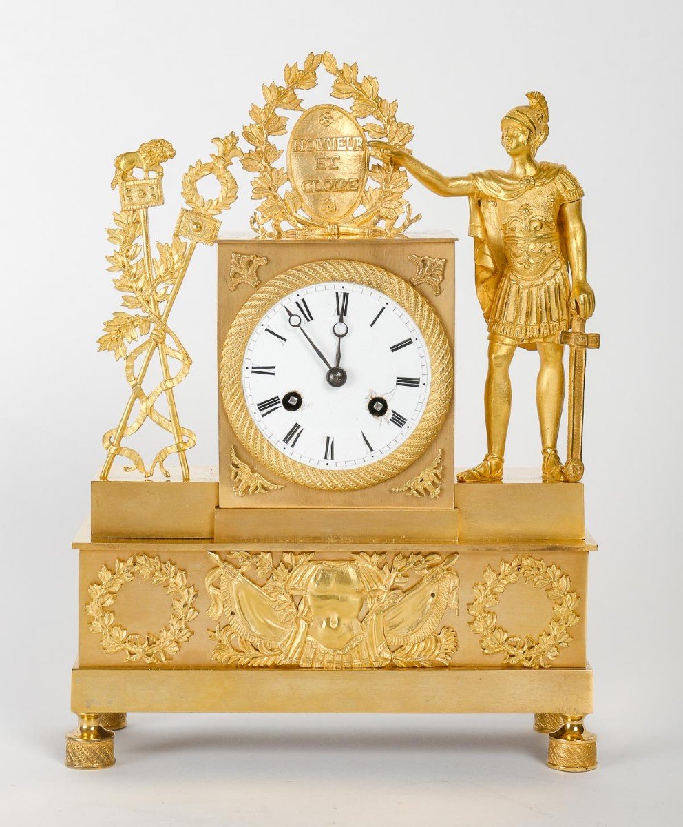 Honor And Glory. Empire Clock With Martial Subject In Chiseled And Gilded Bronze. Circa 1810-photo-2