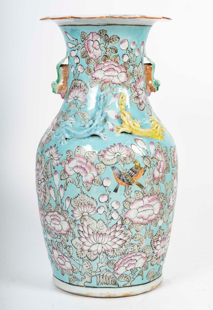 China (canton Porcelain) - Ornamental Vase With Dragon Lizards, 20th Century