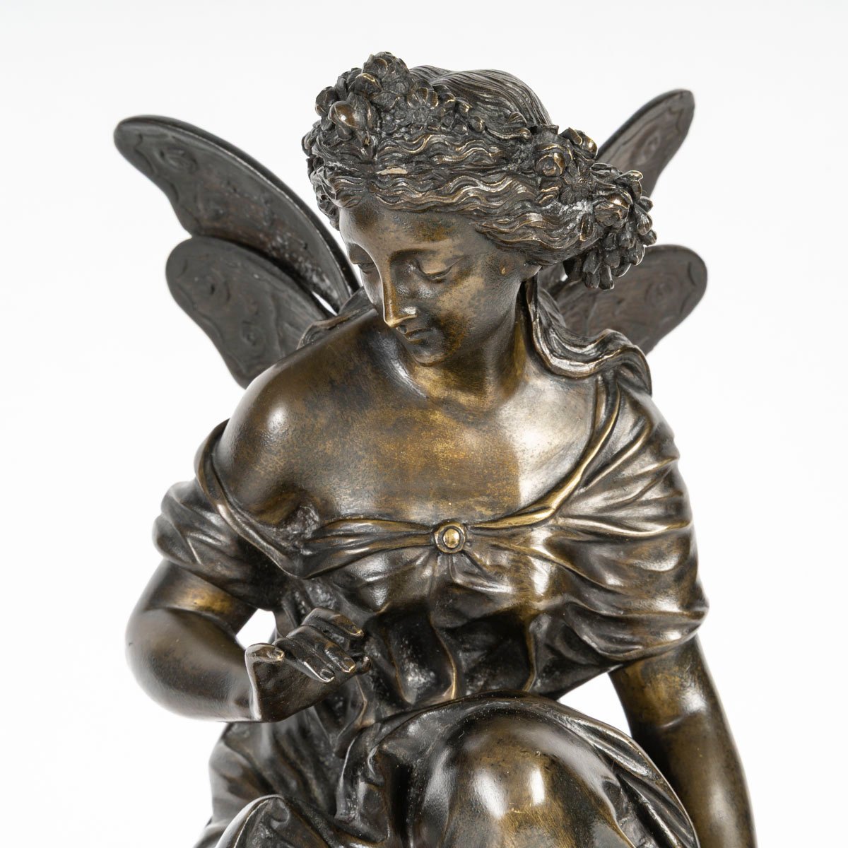 Jeune Femme au papillon ou Psyché -Statuette en bronze. Fin XVIII - début XIXe siècle-photo-2
