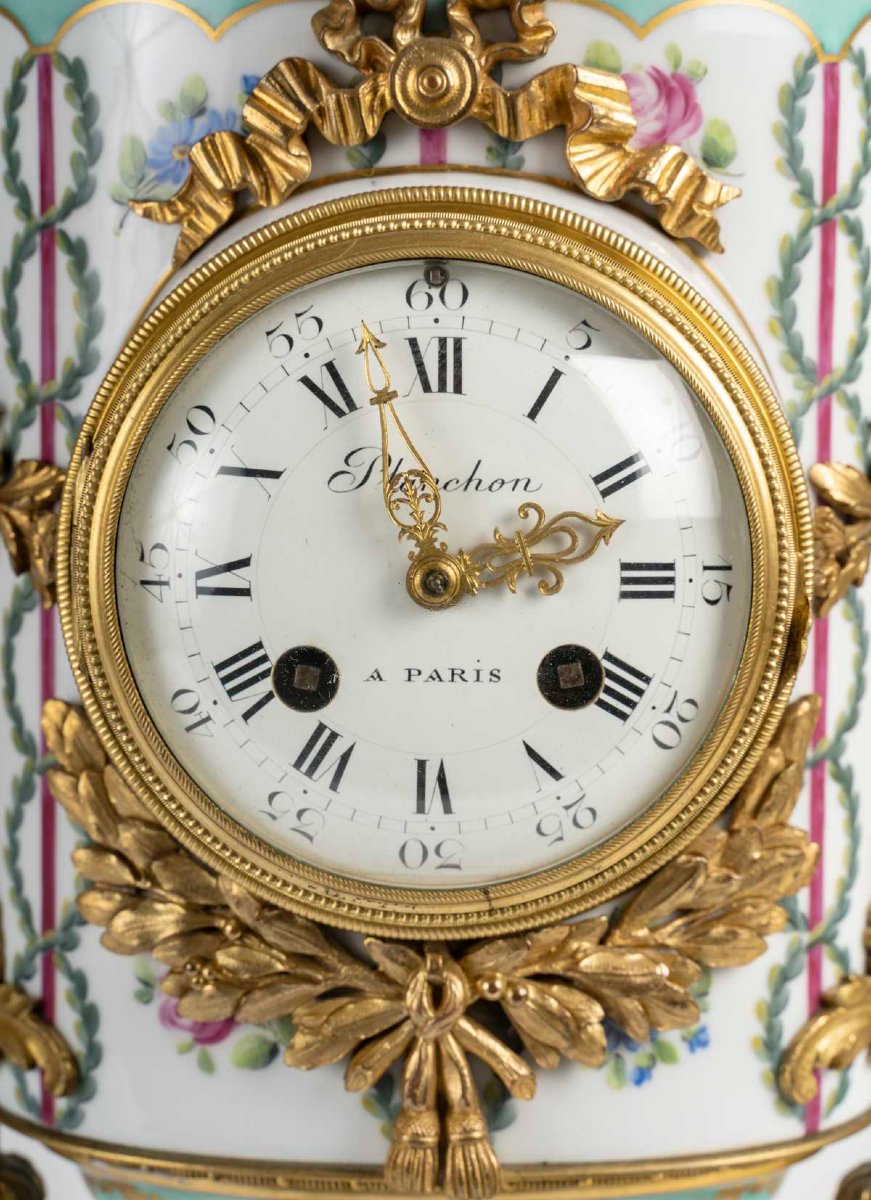 PLANCHON, à Paris-Pendule-Vase en porcelaine montée de Style Louis XVI-Impératrice. Circa 1870-photo-3