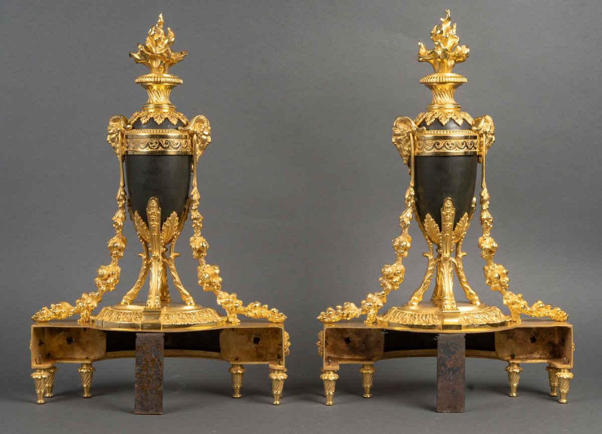 Paire de chenets en bronze doré Louis XVI-photo-4