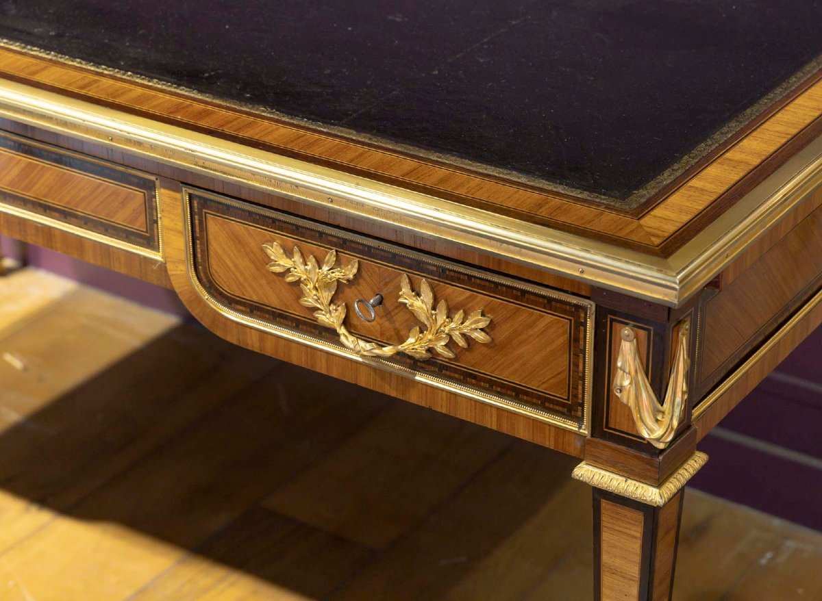 LEGER à Paris- BUREAU PLAT de Style Louis XVI sur des modèles XVIIIe de Montigny et Reisener-photo-2