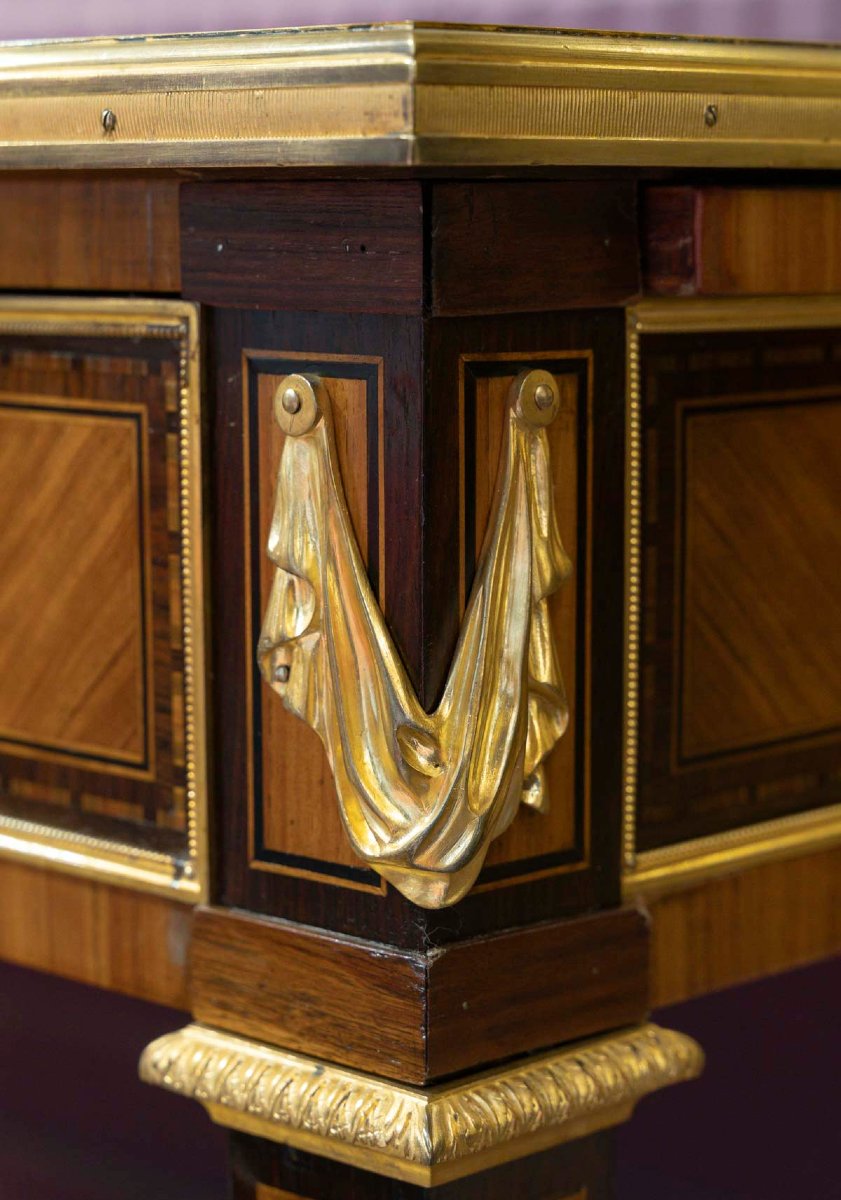 LEGER à Paris- BUREAU PLAT de Style Louis XVI sur des modèles XVIIIe de Montigny et Reisener-photo-3