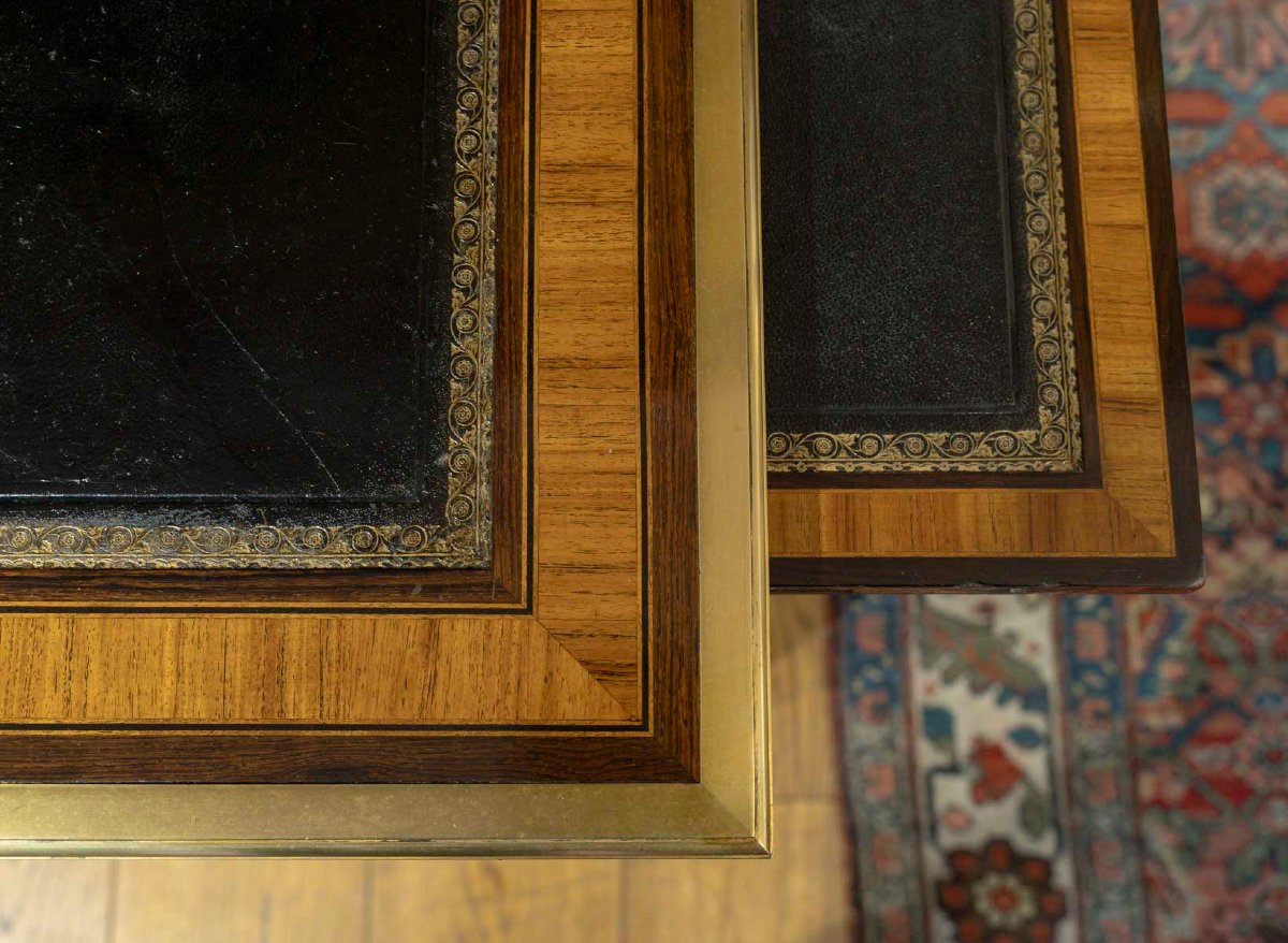 LEGER à Paris- BUREAU PLAT de Style Louis XVI sur des modèles XVIIIe de Montigny et Reisener-photo-1